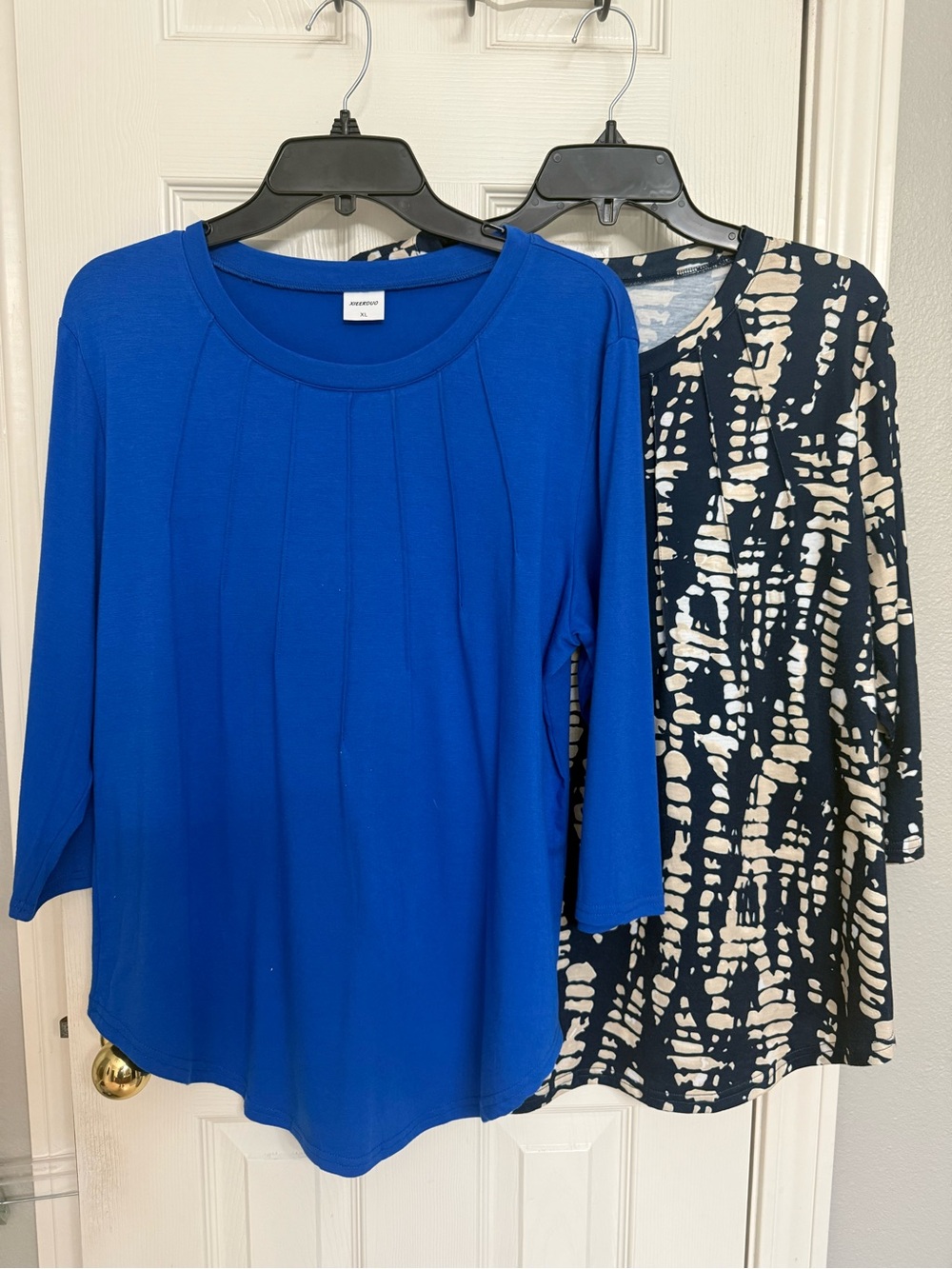 Set of 2-Women's 3/4 sleeve Pleated Round-Neck Casual Tops